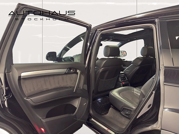 Audi Q7 9 of 23