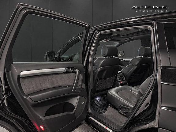 Audi Q7 9 of 22