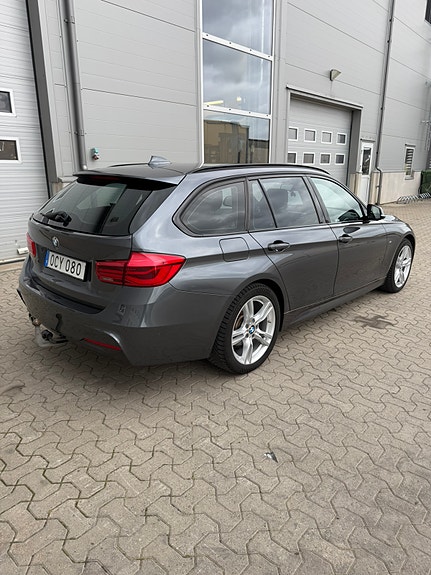 BMW 320d 8 of 12