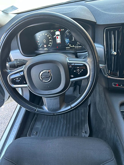 Volvo V90 20 of 23