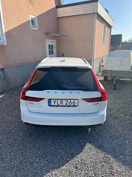 Volvo V90 4 of 23