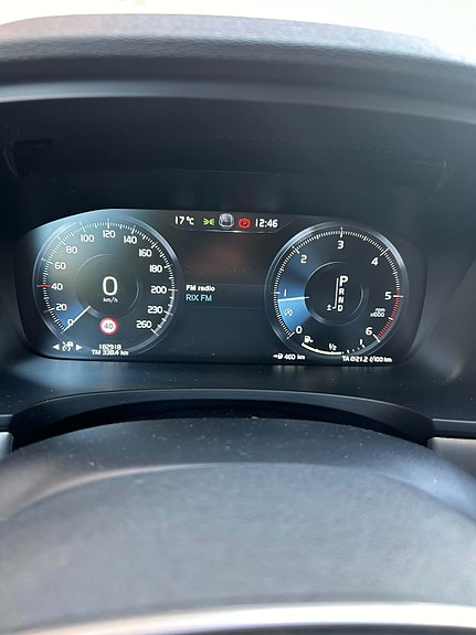 Volvo V90 10 of 23