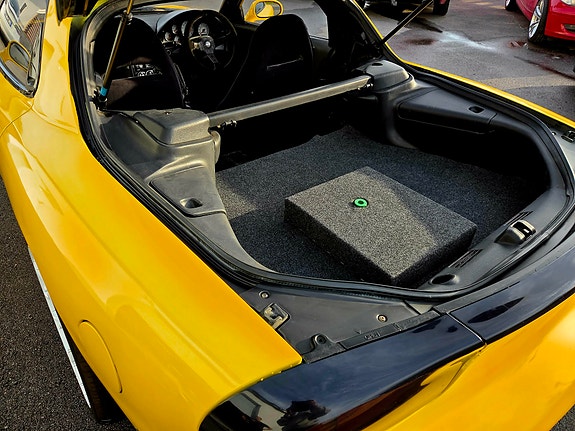 Mazda RX-7 5 of 8