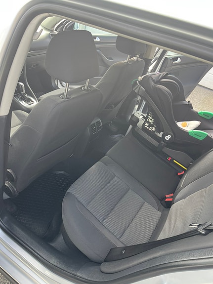 Volkswagen Golf VI 7 of 8