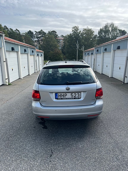 Volkswagen Golf VI 3 of 8