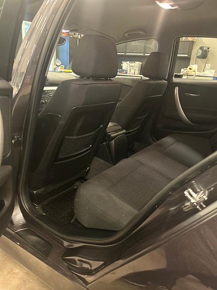 BMW 118d 5 of 5