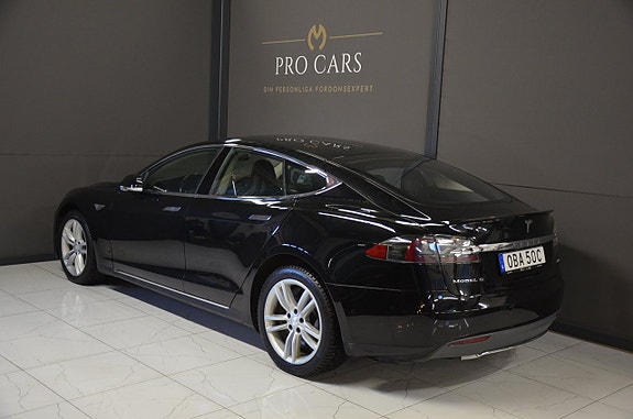 Tesla Model S 6 of 22