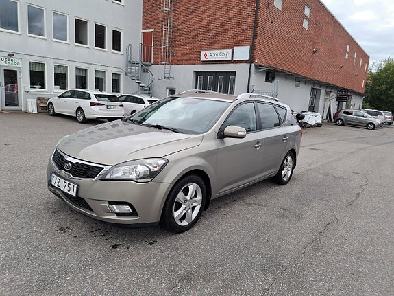 Kia Ceed 3 of 26