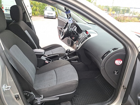 Kia Ceed 18 of 26