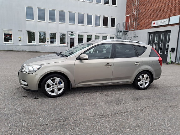 Kia Ceed 4 of 26