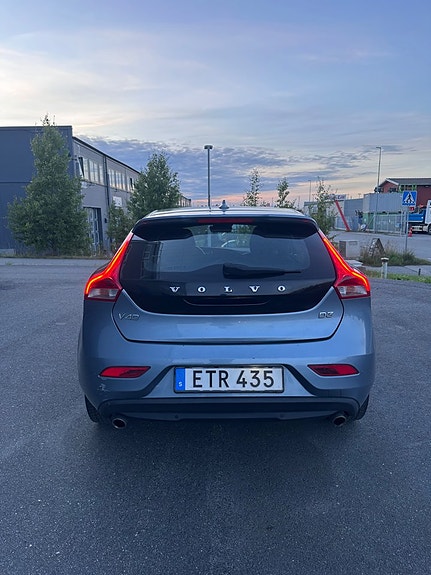 Volvo V40 5 of 18