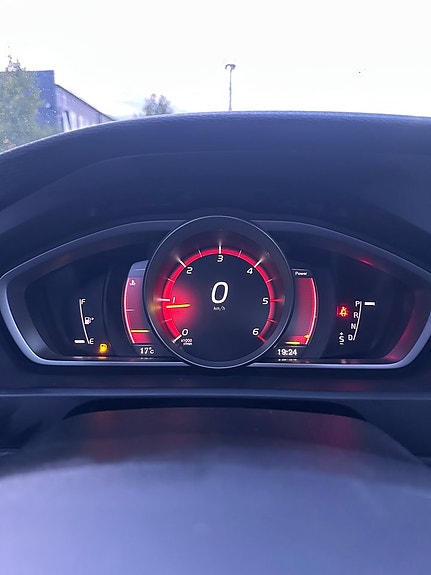 Volvo V40 13 of 18