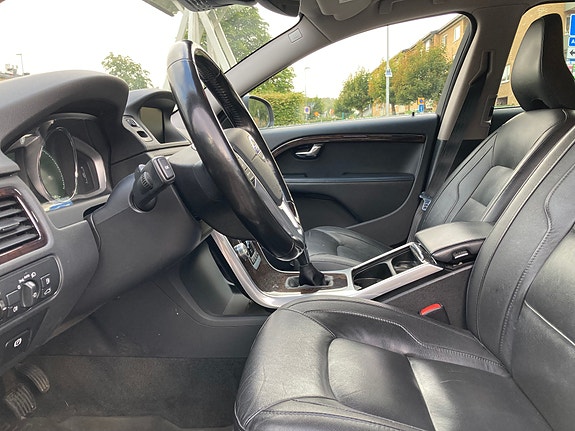 Volvo V70 7 of 7