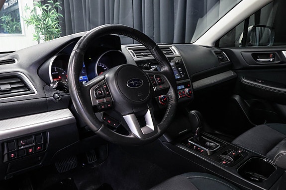 Subaru Outback 12 of 28