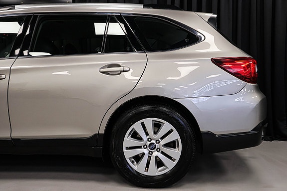 Subaru Outback 5 of 28