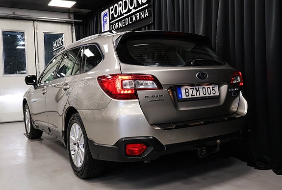 Subaru Outback 6 of 28