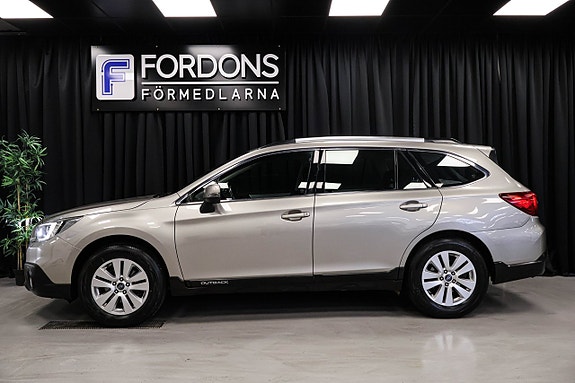 Subaru Outback 2 of 28