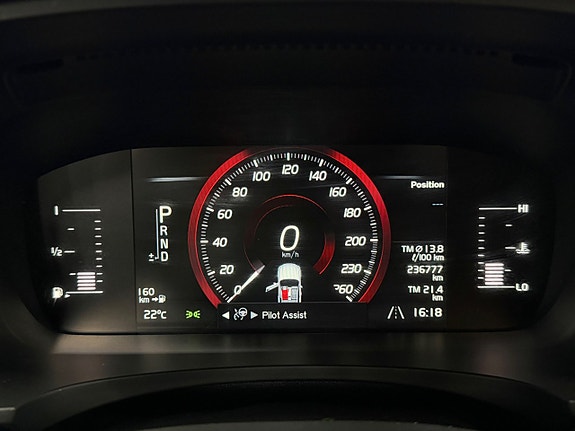 Volvo V90 16 of 30