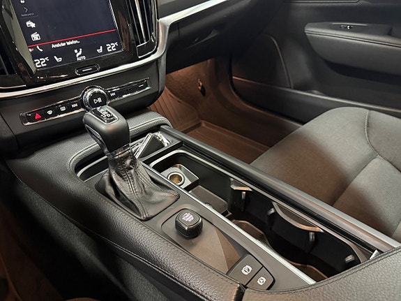 Volvo V90 21 of 30