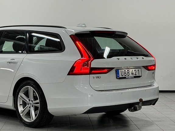 Volvo V90 7 of 30