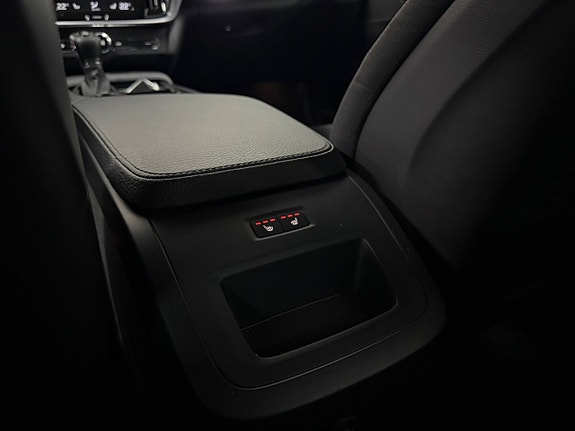 Volvo V90 13 of 30