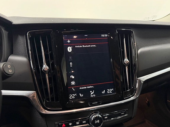 Volvo V90 23 of 30
