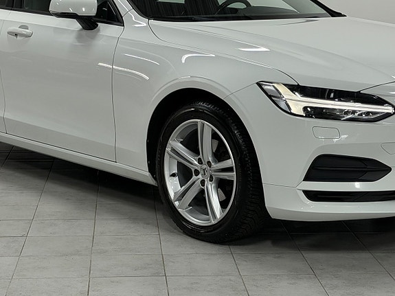 Volvo V90 3 of 30