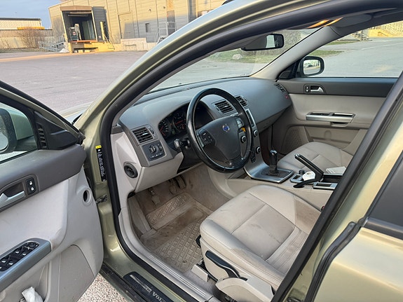 Volvo V50 6 of 6