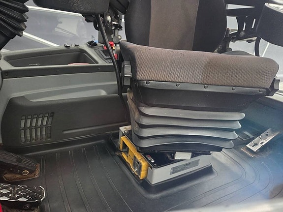 Huddig 1260 C 9 of 10