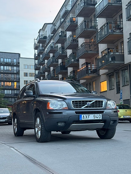 Volvo XC90 17 of 19