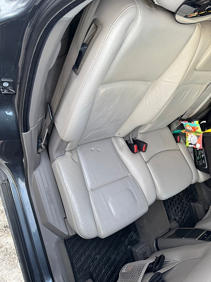 Volvo XC90 9 of 19