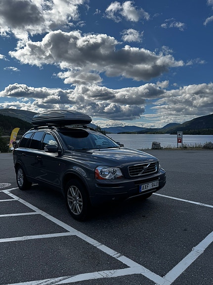Volvo XC90 4 of 19
