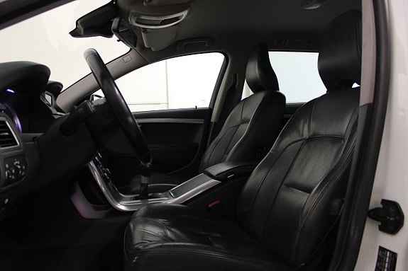 Volvo V70 10 of 20