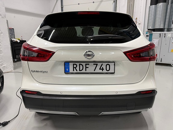 Nissan Qashqai 5 of 17