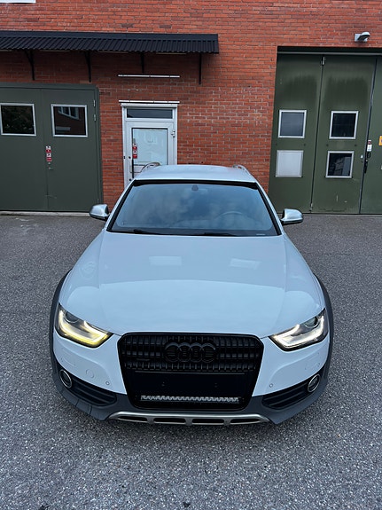 Audi A4 allroad 5 of 14