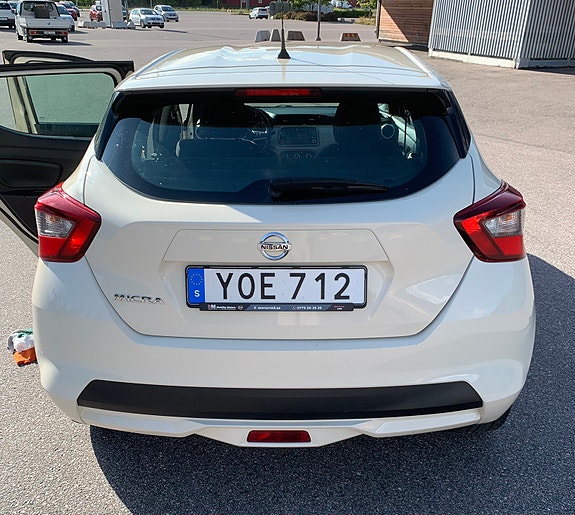 Nissan Micra 7 of 14