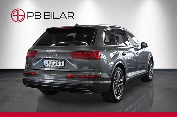 Audi Q7 7 of 27