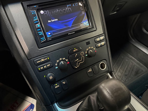 Volvo XC90 22 of 24