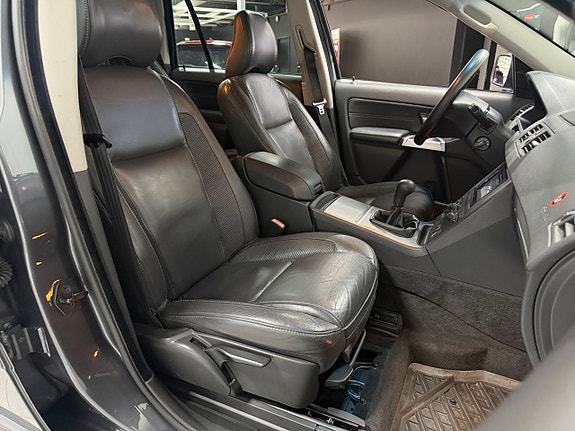 Volvo XC90 24 of 24