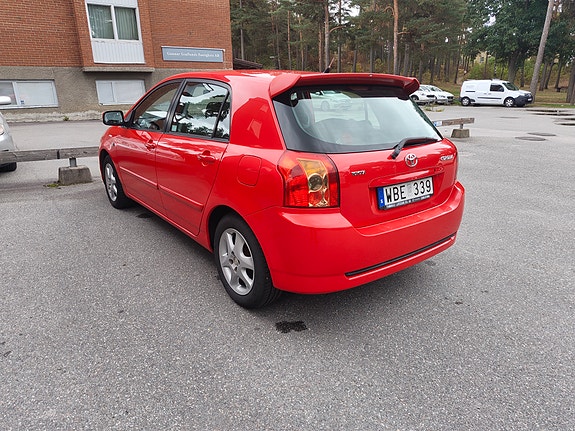 Toyota Corolla 3 of 7