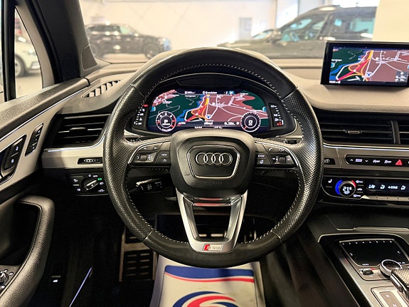 Audi Q7 16 of 23