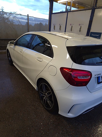 Mercedes-Benz A180 6 of 12