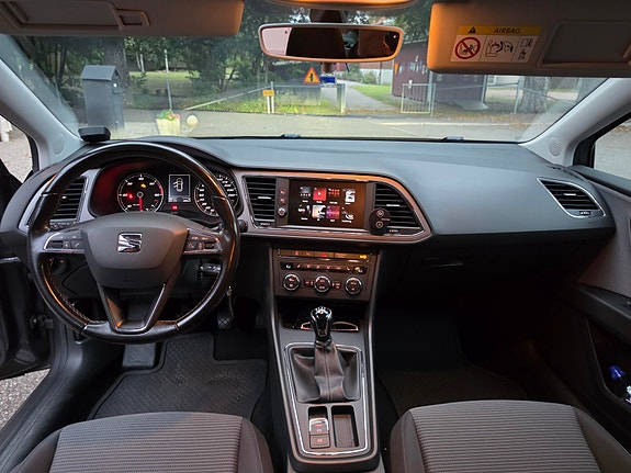 Seat Leon 3 of 6