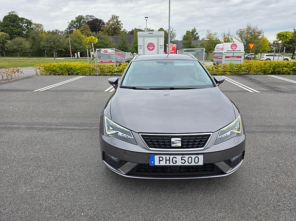Seat Leon 4 of 6