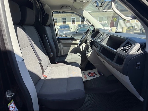 Volkswagen Transporter 8 of 8