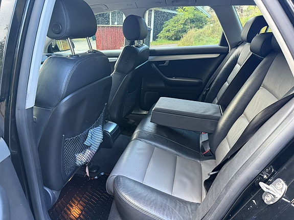 Audi A4 5 of 6