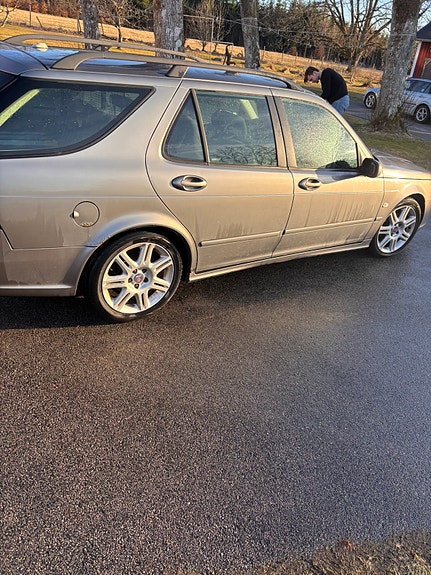 Saab 9-5 3 of 7