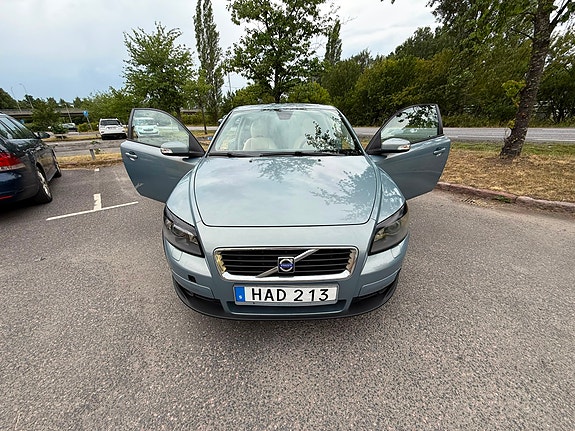 Volvo C30 2 of 4