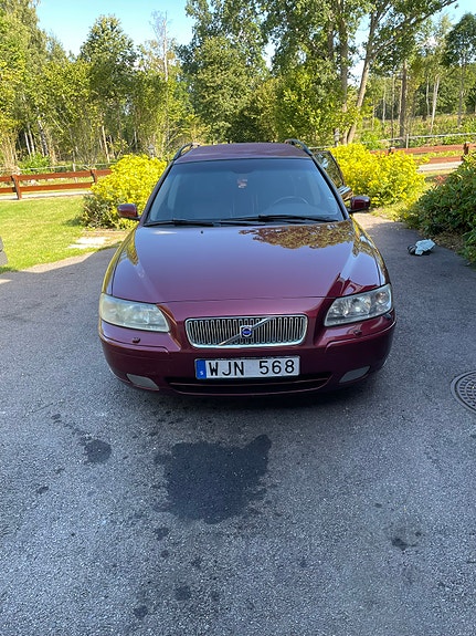 Volvo V70 7 of 7