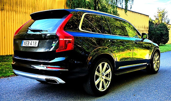 Volvo XC90 7 of 30
